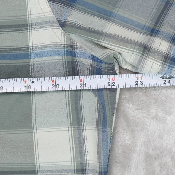 Kuhl Elixir Tapered Fit Short Sleeve Button Up Blue Green Plaid Shirt Mens L - Picture 4 of 16